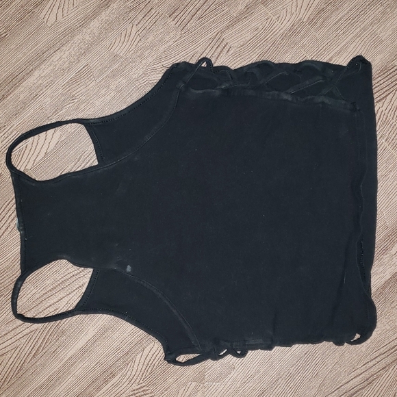 Crop Top - Picture 2 of 4